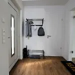 Christa Mit Sauna 度假居 *